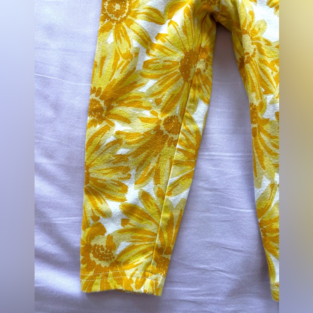 Carter’s Girls Bright Yellow Daisy Floral Spring Cropped Leggings- Girls 4T - Picture 5 of 6